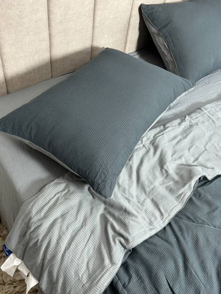 Постельное бельё из хлопка муслин жатка с летним одеялом Colorful Home светло-серое/тёмно-серое Евро размер SVITLO_SIRUY_TEMNO_SIRUY_LUX фото
