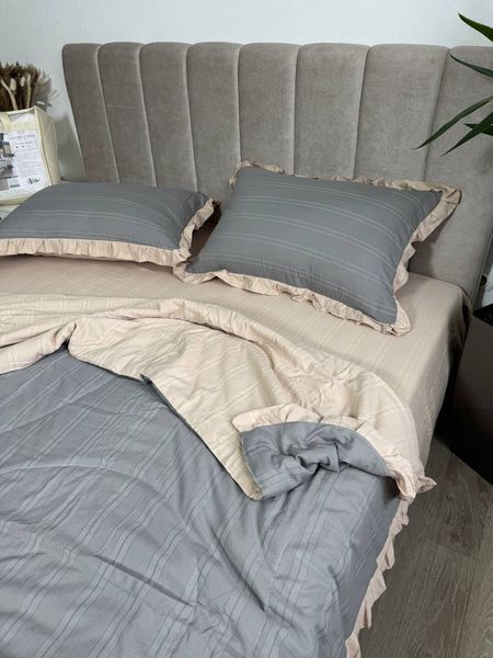 Постельное бельё из хлопка муслин жатка с летним одеялом с рюшками Colorful Home светло-бежевое/серое Евро размер Світло-бежевий/Сірий 1М фото