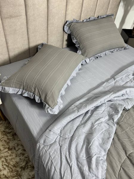 Постельное бельё из хлопка муслин жатка с летним одеялом с рюшками Colorful Home серо-голубое/серое Евро размер Сіро-блакитний/Сірий 7М фото